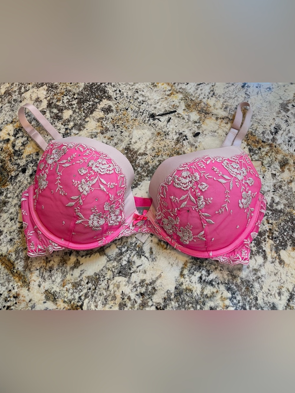 Victorias Secret -Dream Angels Push-Up Bra - 36D - Embroidered W/ Rhinestone Y2K